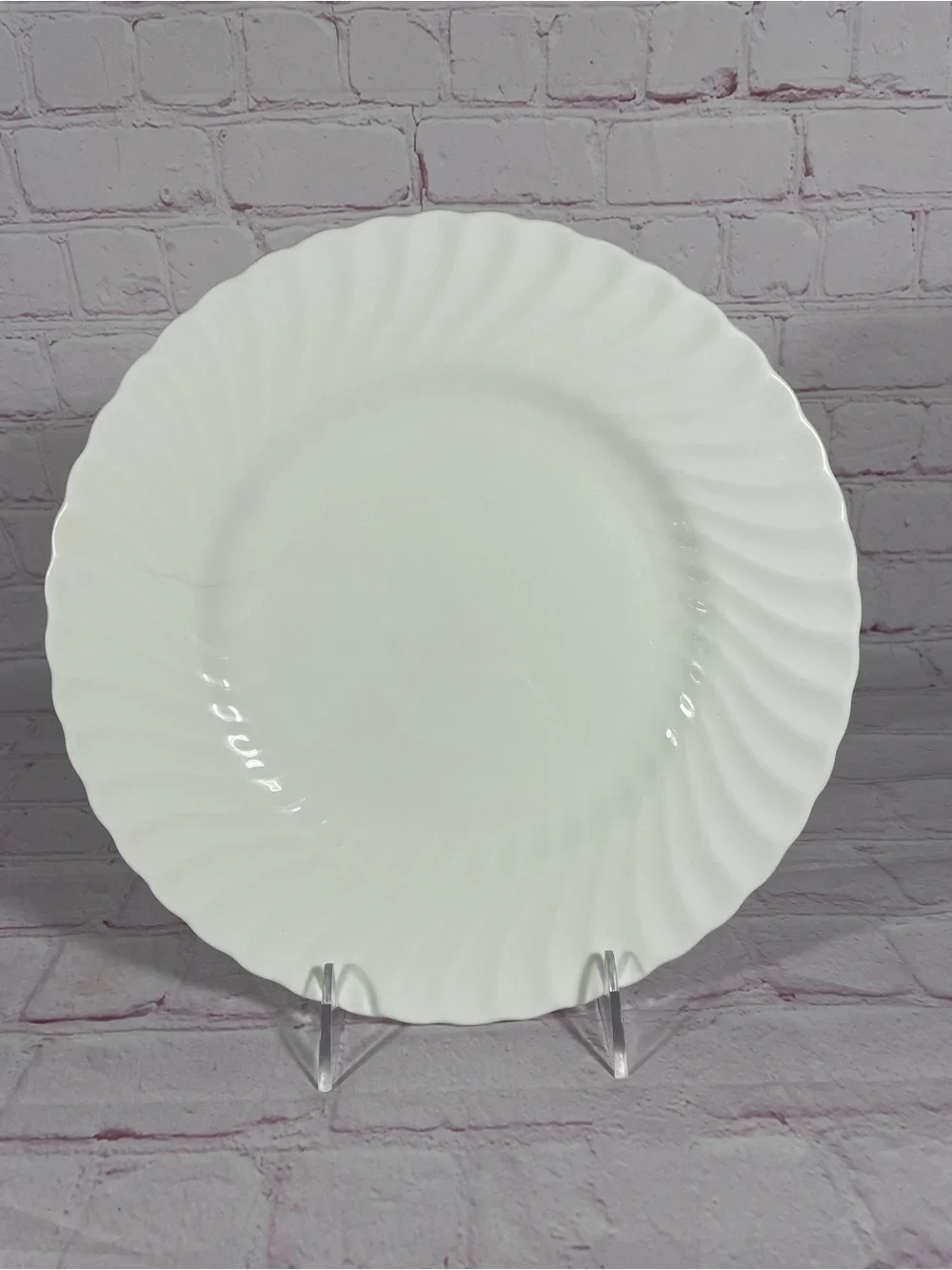 Vintage Minton White Fife Bone China Dinner Plate 10 3/4” England Discontinued
